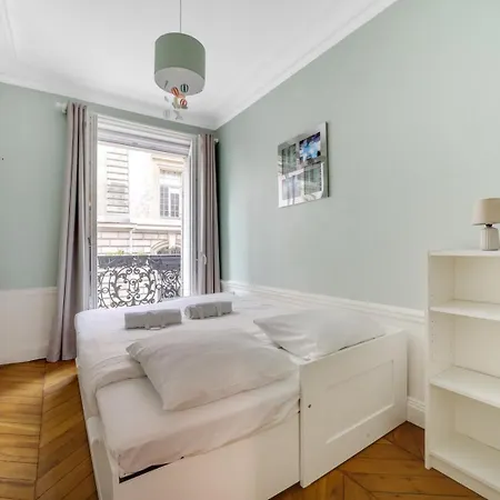 République Of Appartement Paris