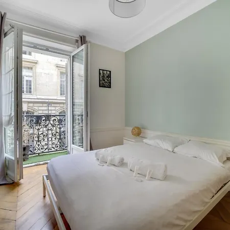 République Of Appartement Paris